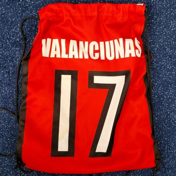 Toronto Raptors Jonas Valanciunas  Drawstring Bag - Picture 2 of 3